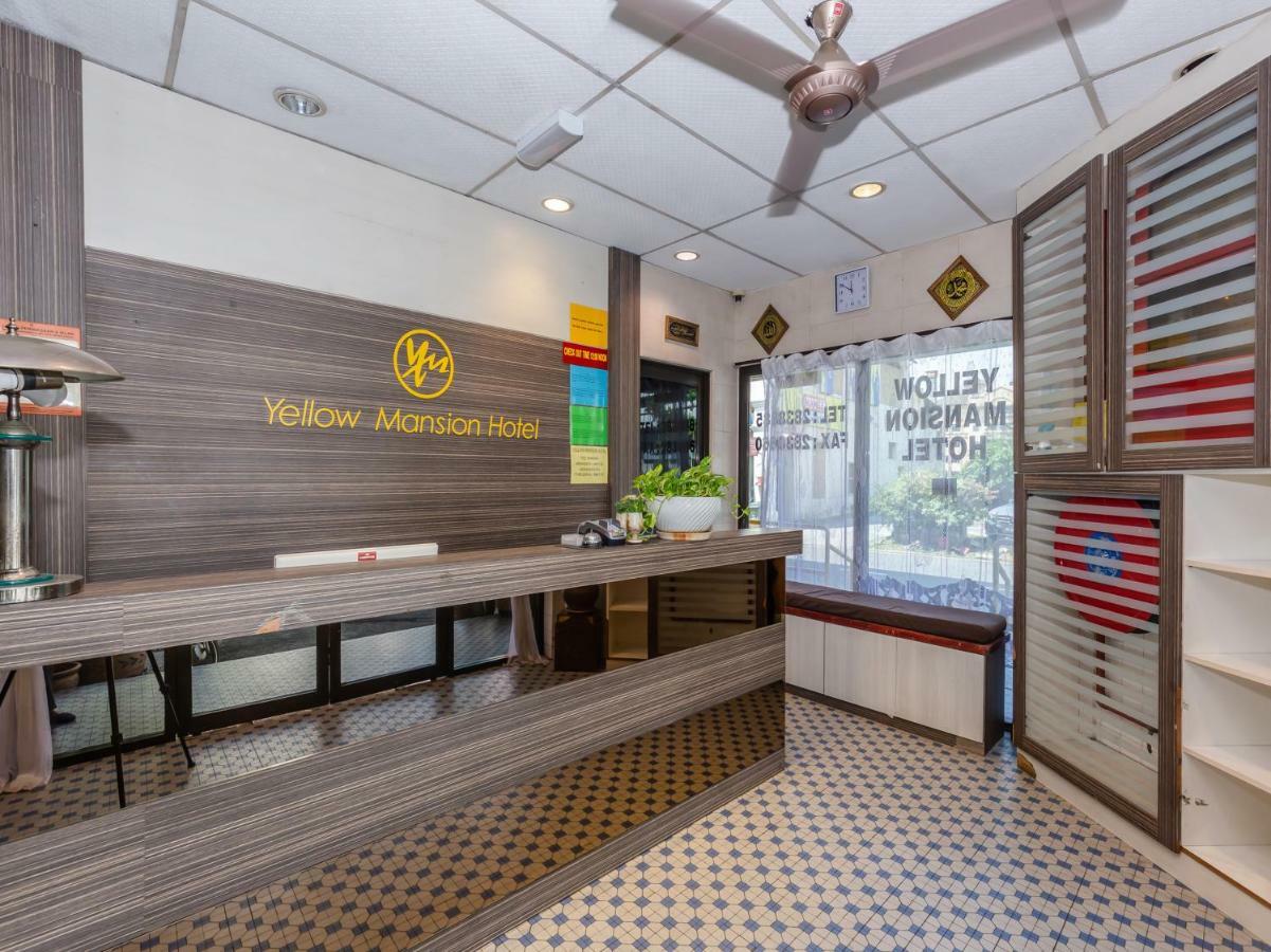 Oyo 1088 Yellow Mansion Banda Kaba Hotel Малакка Экстерьер фото